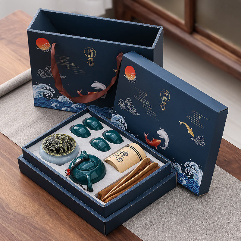 Teaware Pot & Set of Four Cups Gift Box