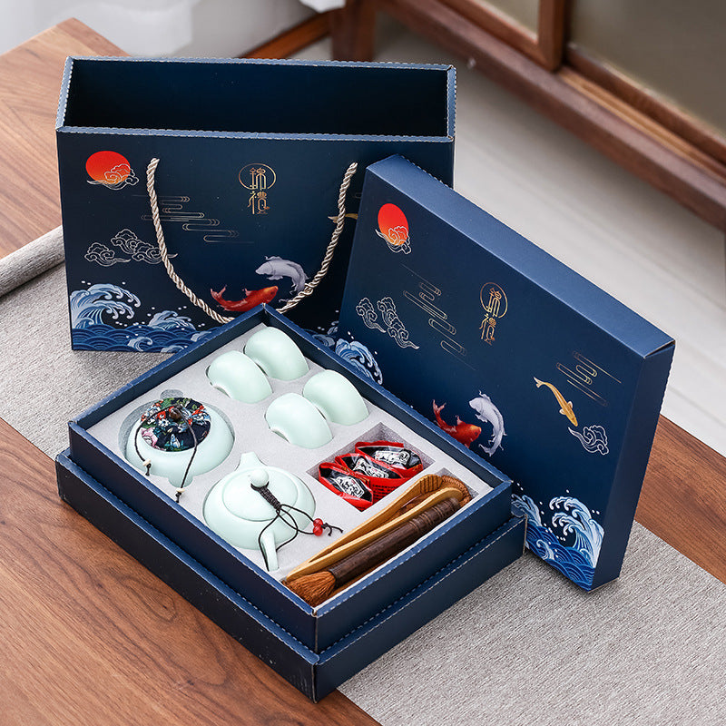 Teaware Pot & Set of Four Cups Gift Box