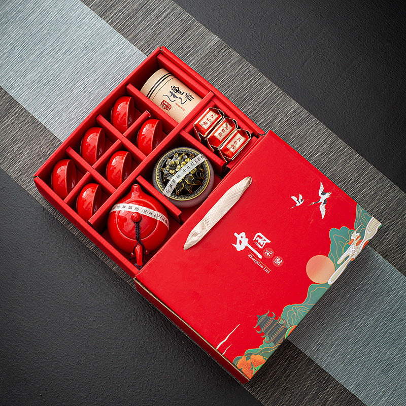 Teaware Pot & Set of Four Cups Gift Box