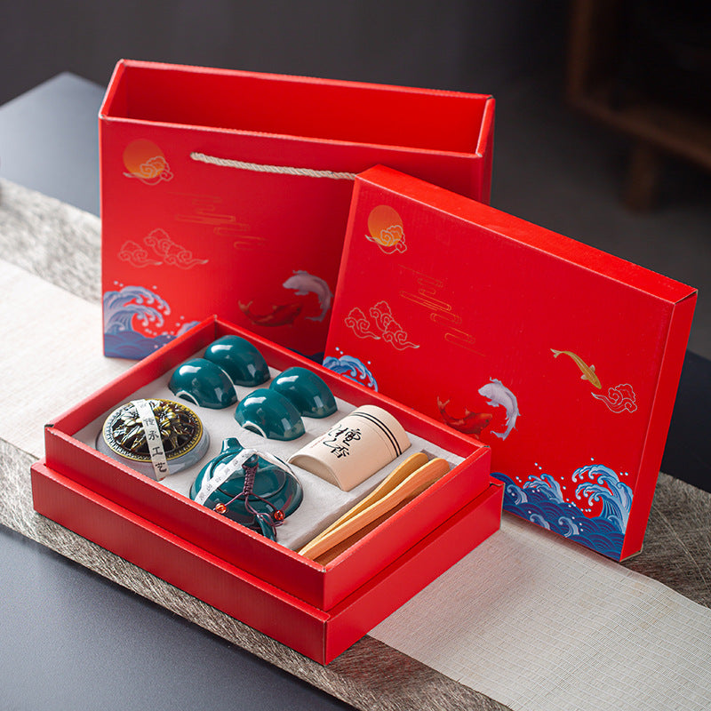 Teaware Pot & Set of Four Cups Gift Box