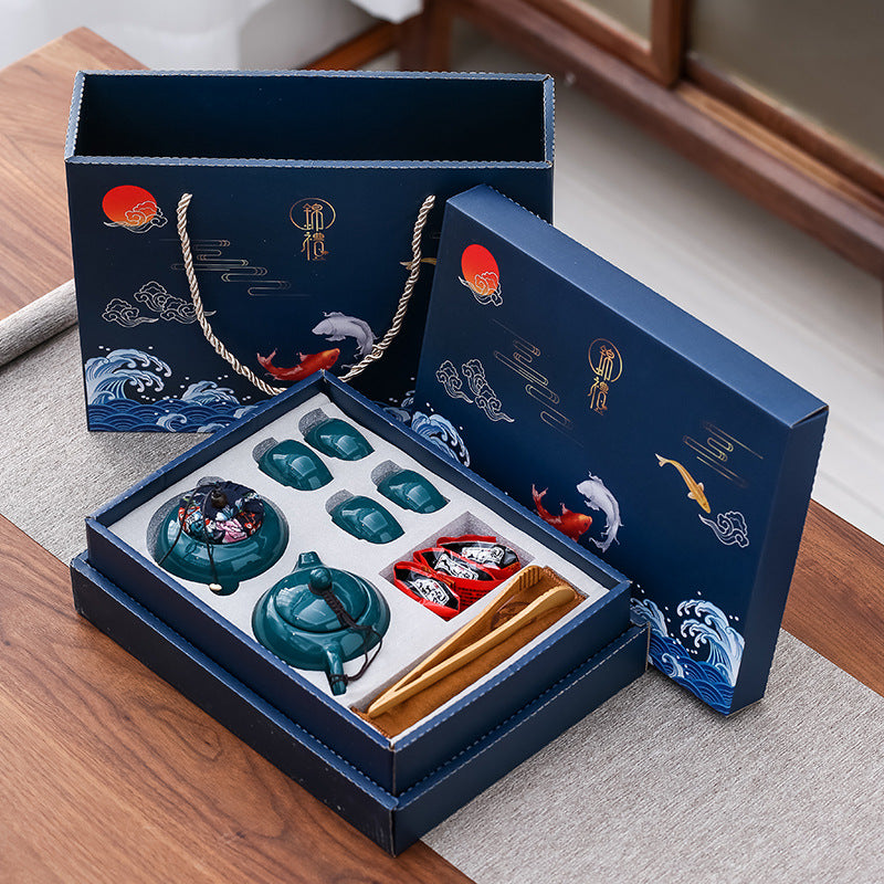 Teaware Pot & Set of Four Cups Gift Box