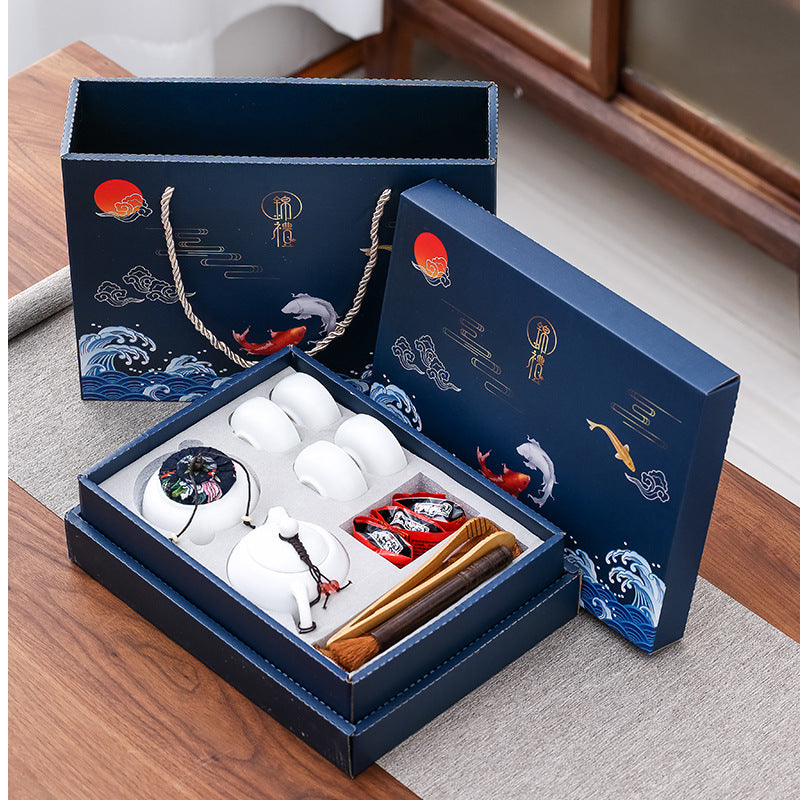 Teaware Pot & Set of Four Cups Gift Box