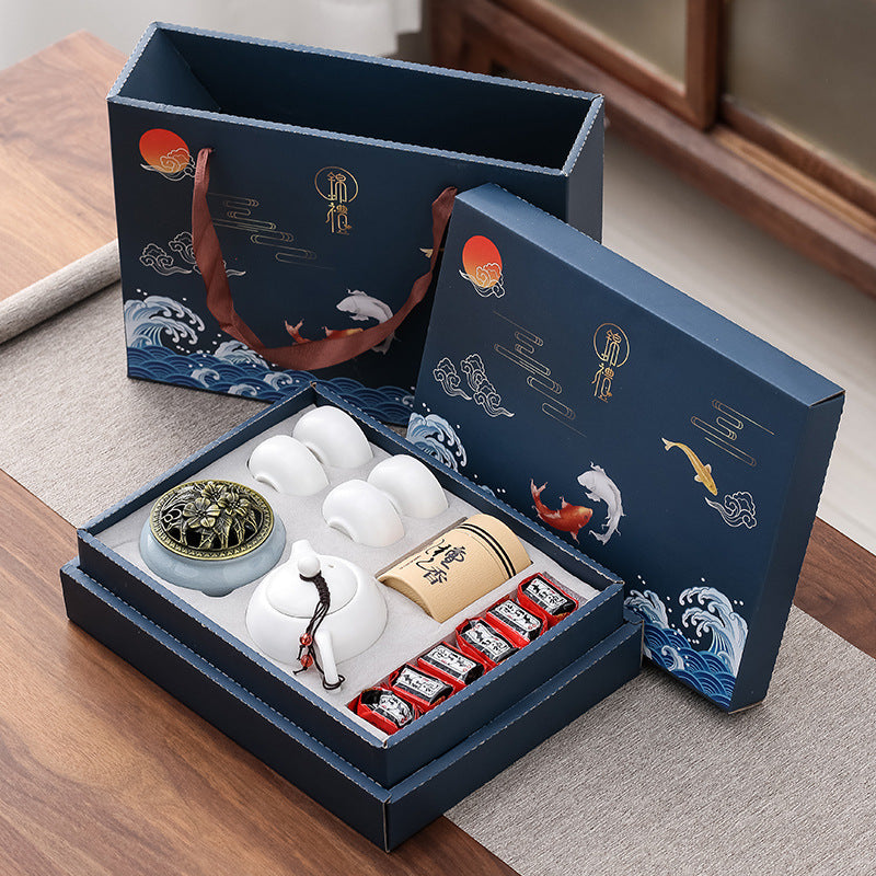 Teaware Pot & Set of Four Cups Gift Box