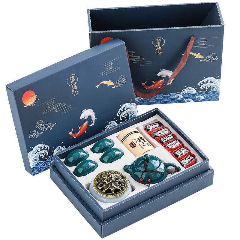 Teaware Pot & Set of Four Cups Gift Box