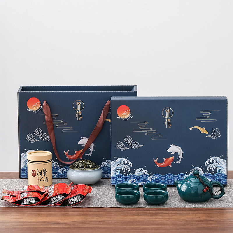 Teaware Pot & Set of Four Cups Gift Box