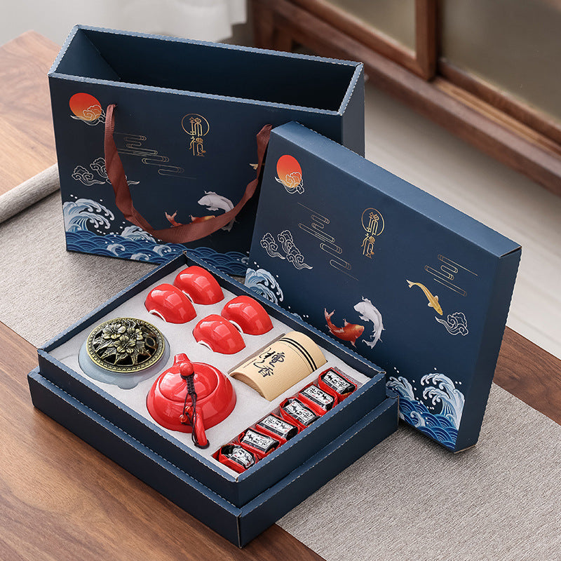 Teaware Pot & Set of Four Cups Gift Box