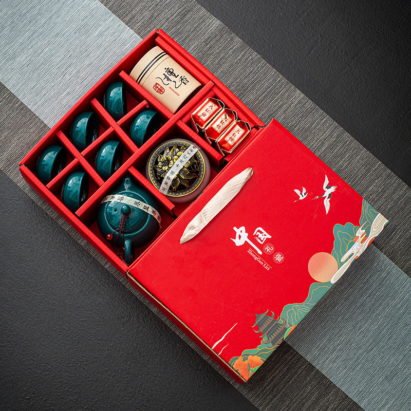 Teaware Pot & Set of Four Cups Gift Box